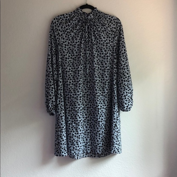 Zara Dresses & Skirts - Blue and Black floral dress